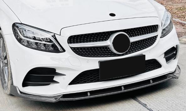 ลิ้นหน้า C-Class W205 (Facelift) กันชน AMG สีดำเงา