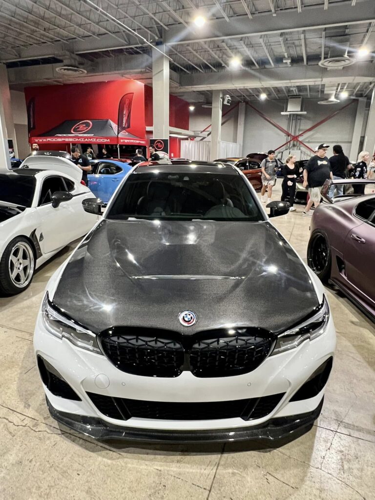 ฝากระโปรงหน้า G20 ทรง GTS เพียวคาร์บอนแท้ carbon fiber
