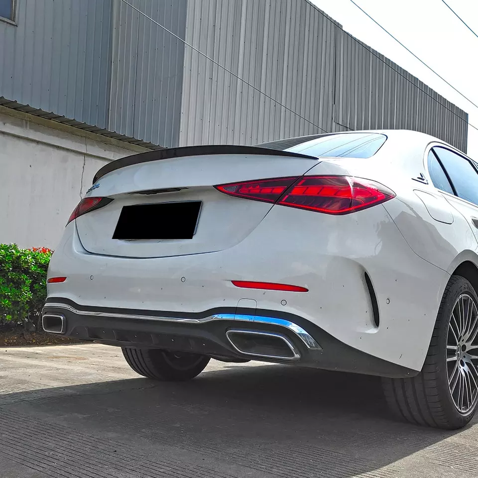 สปอยเลอร์ C-Class W206 ทรง AMG สีดำเงา