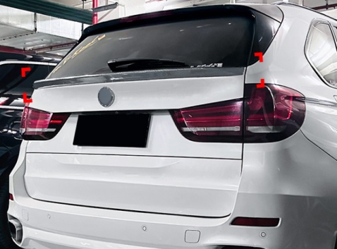 สปอยเลอร์คาดกลาง X5 F15 ดำเงา