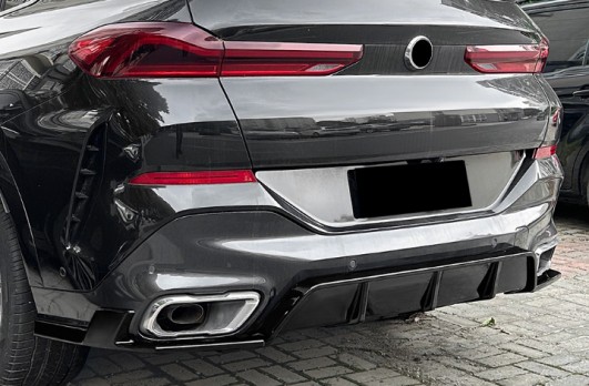 ดิฟฟิวเซอร์ท้าย X6 G06 สำหรับกันชน M Sport ดำเงา